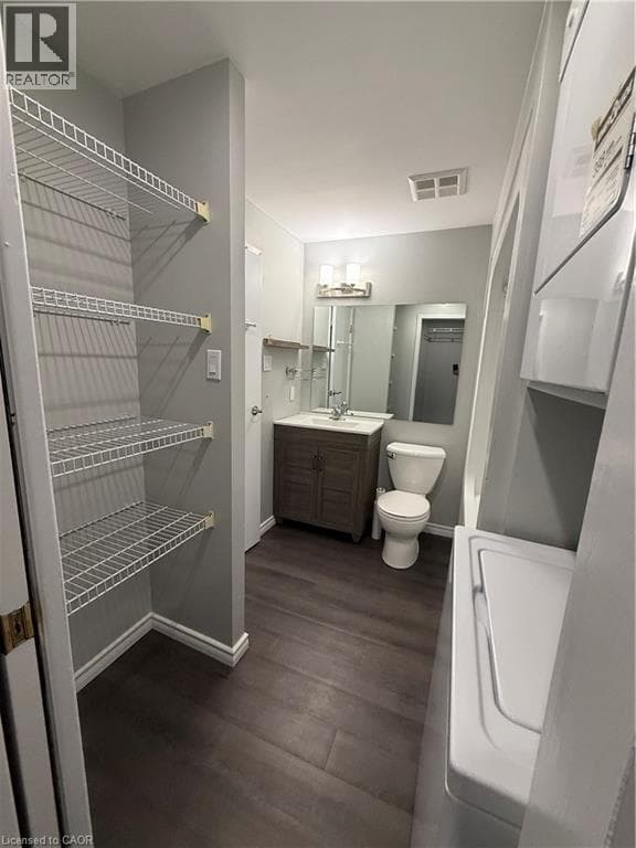 Apartment for sale at 20 ELLEN Street Unit# 404, Downtown Kitchener, Kitchener, Ontario, photo 17