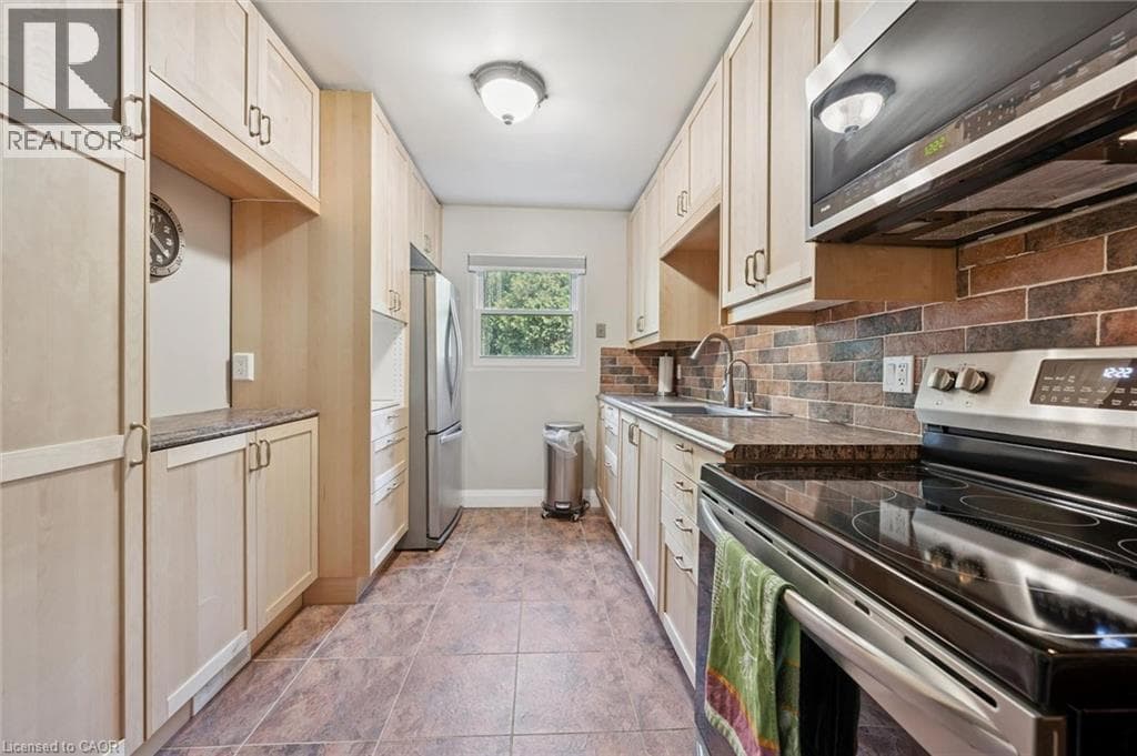 Townhouse for sale at 657 ALBERT Street Unit# B, Lakeshore South, Waterloo, Ontario, photo 10