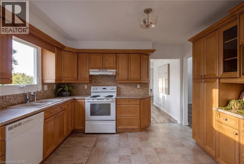 Detached for sale at 22 RIPLEY Crescent, Forest Heights, Kitchener, Ontario, photo 19