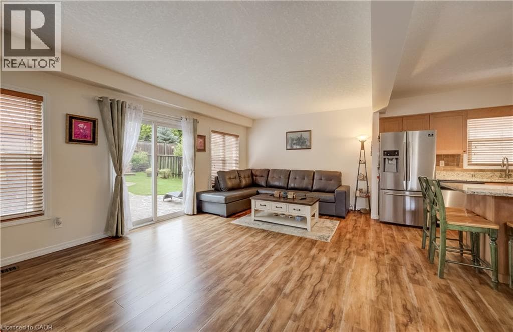 Detached for sale at 521 SNOWDROP Court, Laurentian West, Kitchener, Ontario, photo 10