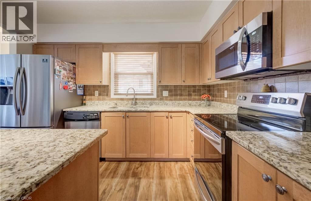 Detached for sale at 521 SNOWDROP Court, Laurentian West, Kitchener, Ontario, photo 18