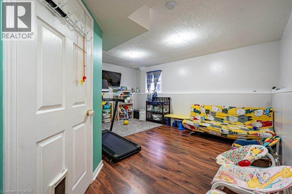 Townhouse for sale at 41 MADELEINE Street, Huron Park, Kitchener, Ontario, photo 20