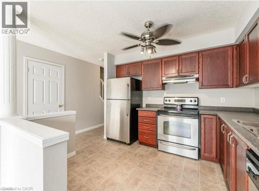 Townhouse for sale at 286 SOPHIA Crescent, Huron Park, Kitchener, Ontario, photo 12