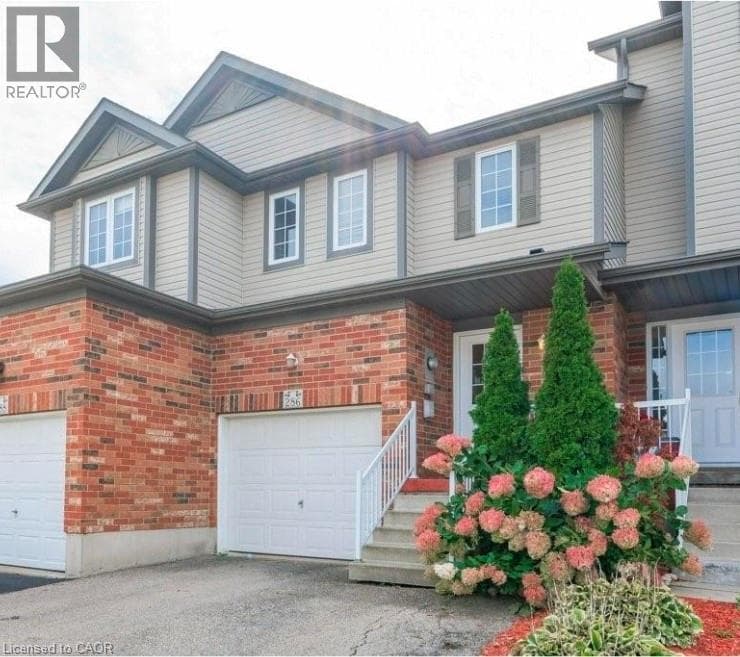 Townhouse for sale at 286 SOPHIA Crescent, Huron Park, Kitchener, Ontario, photo 2