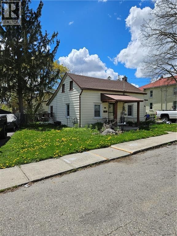 Detached for sale at 20 FOELL Street, Baden, Wilmot, Ontario, photo 2