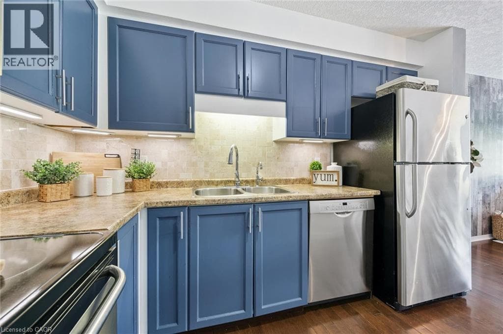 Townhouse for sale at 308 PARKVALE Drive, Huron Park, Kitchener, Ontario, photo 18