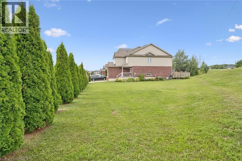 Townhouse for sale at 308 PARKVALE Drive, Huron Park, Kitchener, Ontario, photo 5