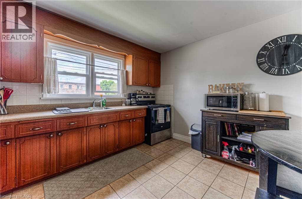 Multi-family for sale at 218 MARGARET Avenue, Mt. Hope Huron Park, Kitchener, Ontario, photo 38