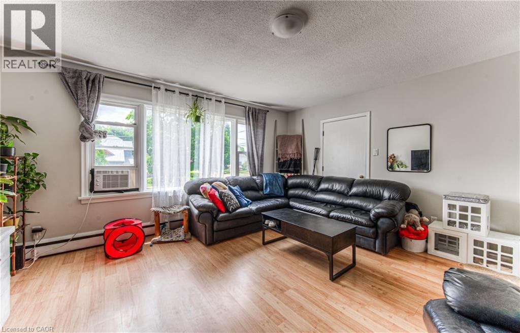 Multi-family for sale at 218 MARGARET Avenue, Mt. Hope Huron Park, Kitchener, Ontario, photo 42