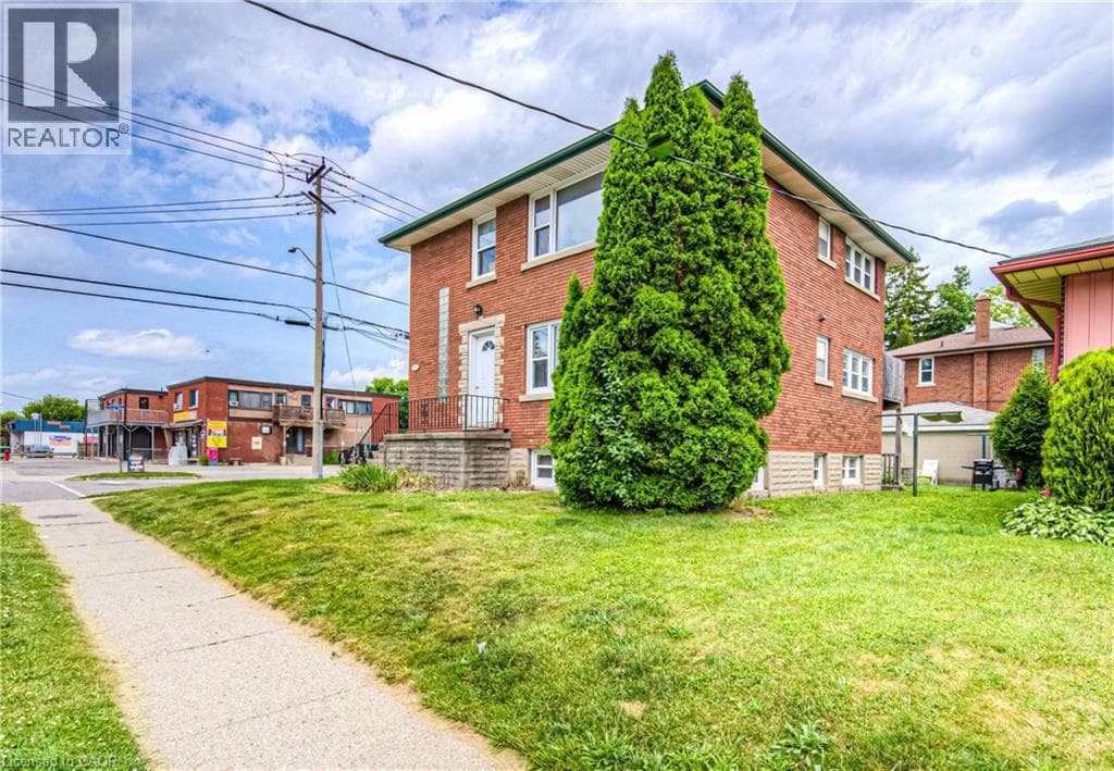 Multi-family for sale at 218 MARGARET Avenue, Mt. Hope Huron Park, Kitchener, Ontario, photo 3