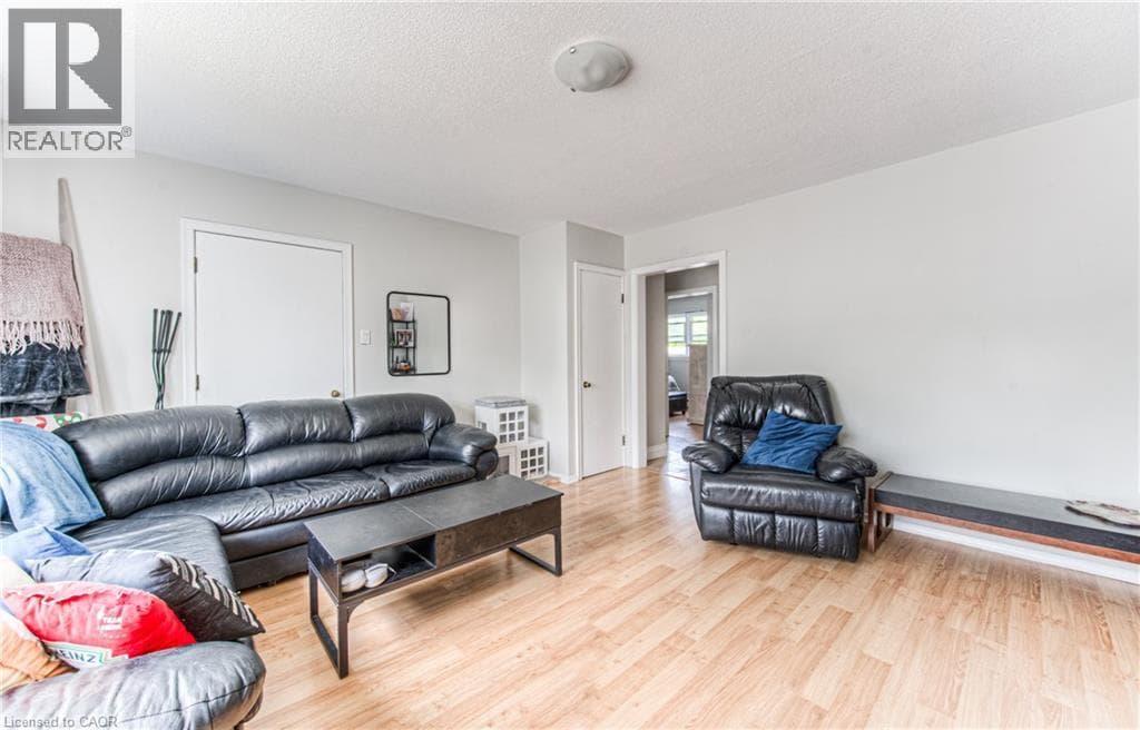 Multi-family for sale at 218 MARGARET Avenue, Mt. Hope Huron Park, Kitchener, Ontario, photo 43