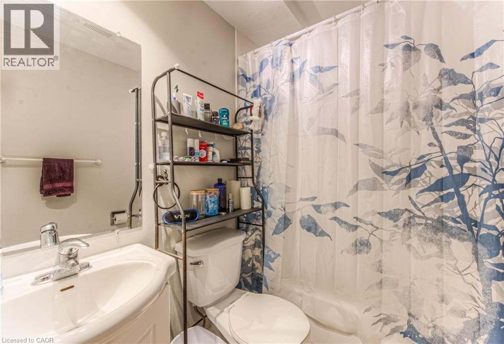 Multi-family for sale at 218 MARGARET Avenue, Mt. Hope Huron Park, Kitchener, Ontario, photo 44