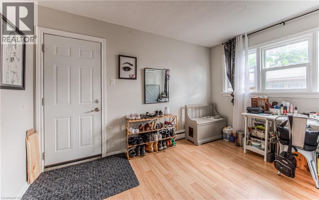 Multi-family for sale at 218 MARGARET Avenue, Mt. Hope Huron Park, Kitchener, Ontario, photo 46