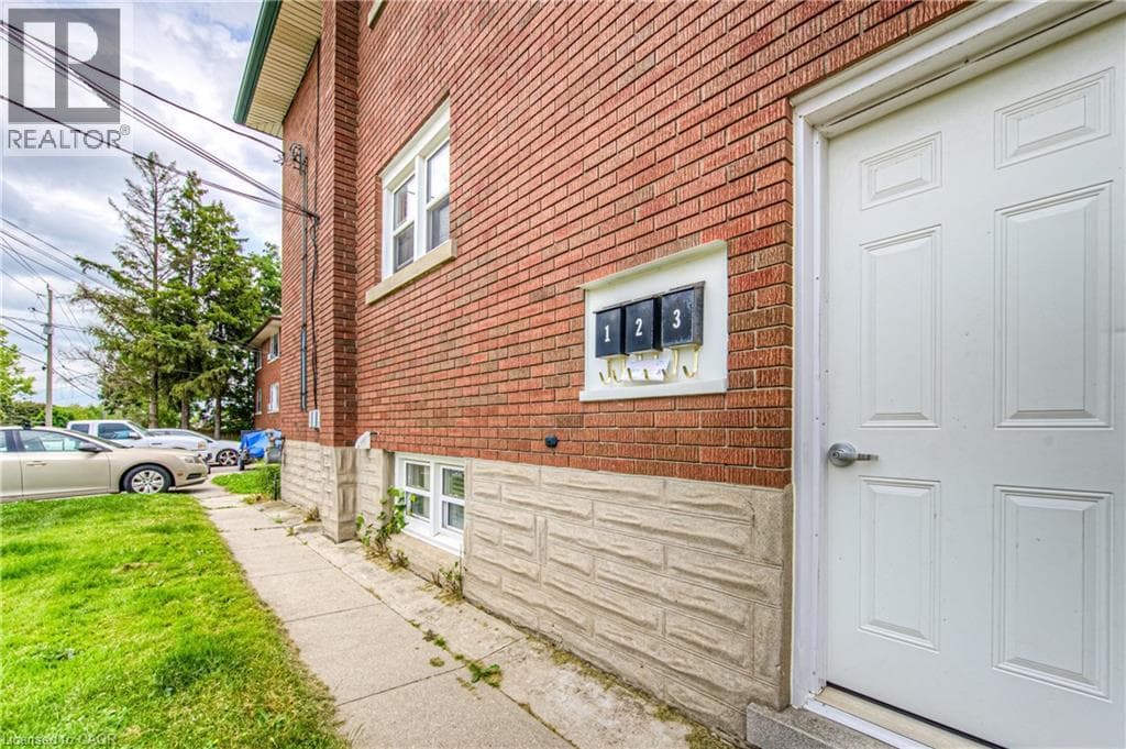 Multi-family for sale at 218 MARGARET Avenue, Mt. Hope Huron Park, Kitchener, Ontario, photo 7