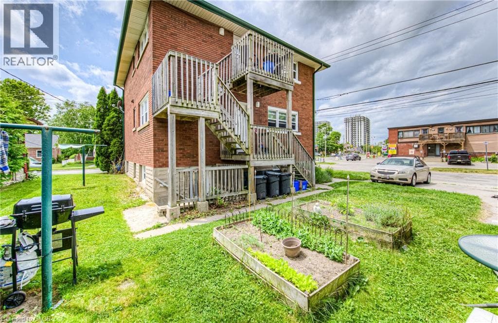 Multi-family for sale at 218 MARGARET Avenue, Mt. Hope Huron Park, Kitchener, Ontario, photo 12