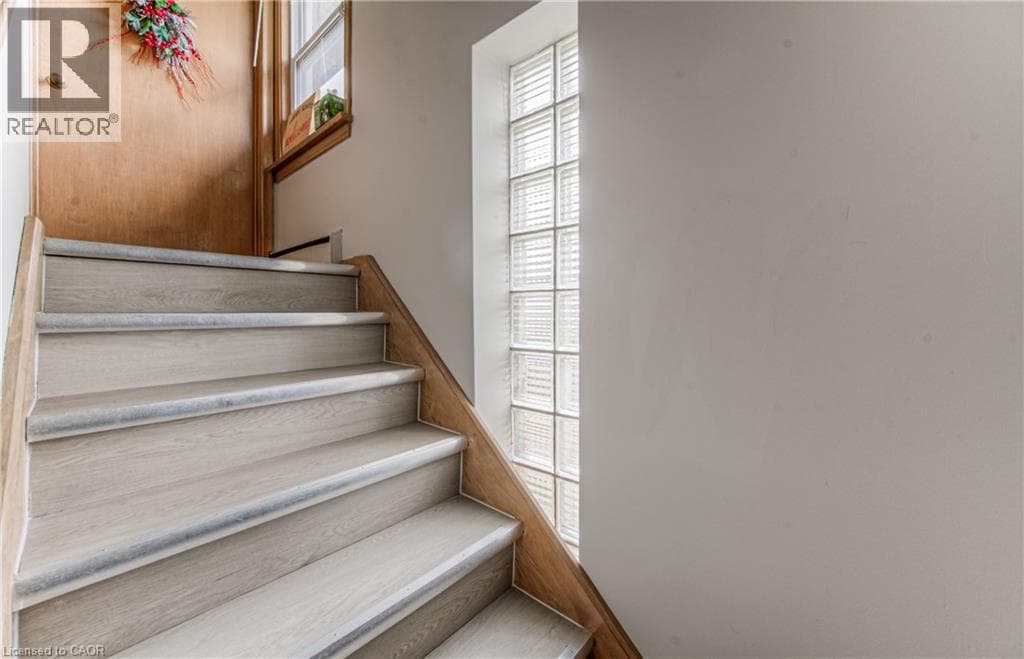 Multi-family for sale at 218 MARGARET Avenue, Mt. Hope Huron Park, Kitchener, Ontario, photo 15