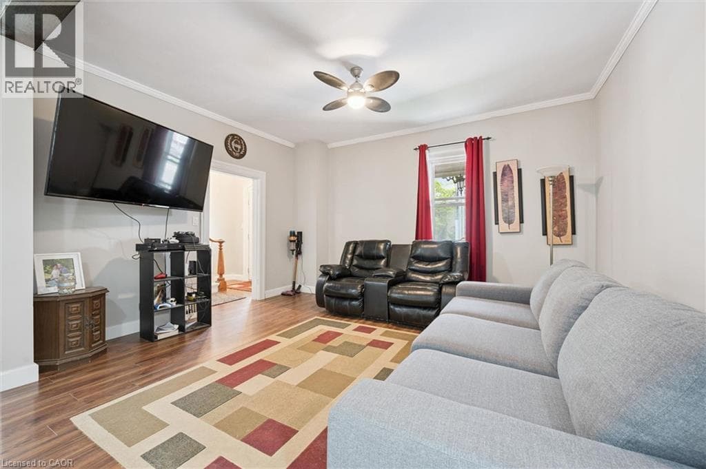 Semi-detached for sale at 105 SNYDER'S Road W, Baden, Wilmot, Ontario, photo 4