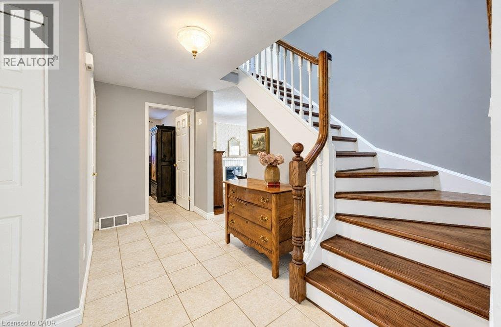 Detached for sale at 469 WESTVALE Drive, Westvale, Waterloo, Ontario, photo 3
