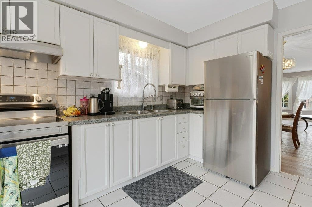Detached for sale at 94 DAWN Crescent, Silverheights, Cambridge, Ontario, photo 12