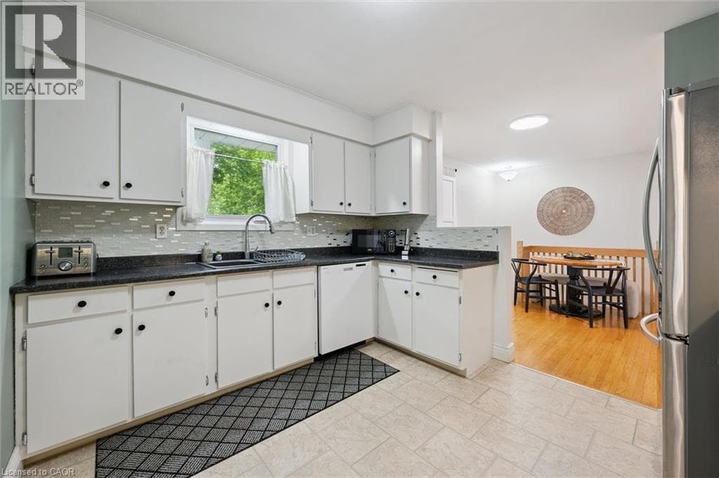 Detached for sale at 135 BRIDGE Street W, University Downs, Waterloo, Ontario, photo 15