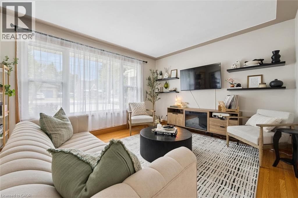 Detached for sale at 135 BRIDGE Street W, University Downs, Waterloo, Ontario, photo 10