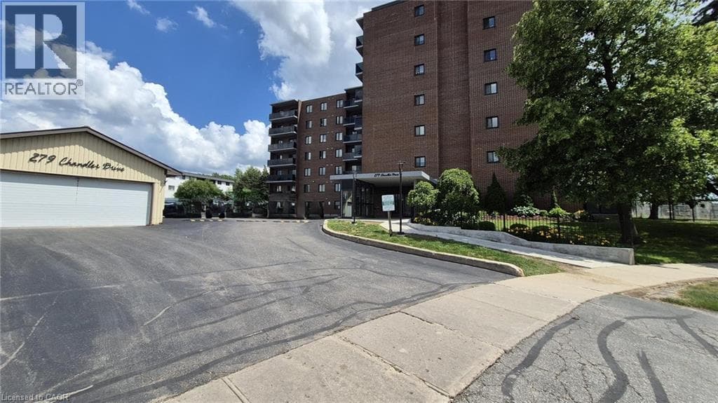 Apartment for sale at 279 CHANDLER Drive Unit# 706, Laurentian Hills, Kitchener, Ontario, photo 2