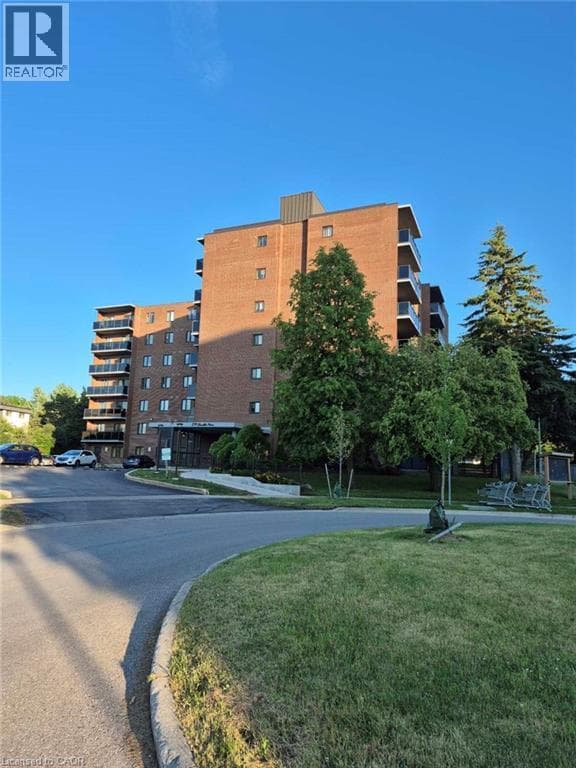 Apartment for sale at 279 CHANDLER Drive Unit# 706, Laurentian Hills, Kitchener, Ontario, photo 4
