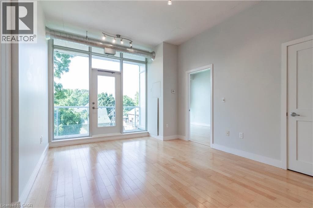 Apartment for sale at 42 BRIDGEPORT Road E Unit# 301, Uptown North, Waterloo, Ontario, photo 4