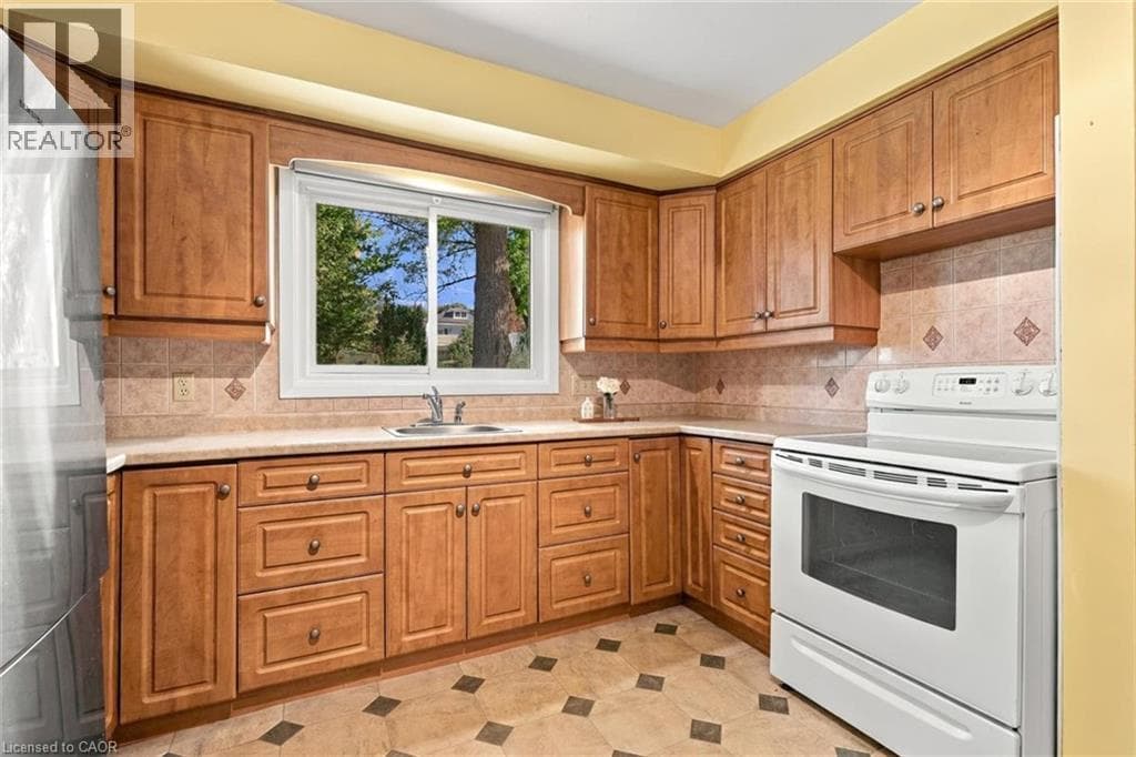 Detached for sale at 40 KENMORE Avenue, Westview, Cambridge, Ontario, photo 15