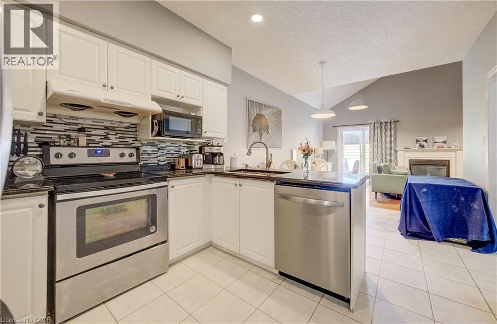 Detached for sale at 295 GATEHOUSE Drive, Branchton Park, Cambridge, Ontario, photo 9