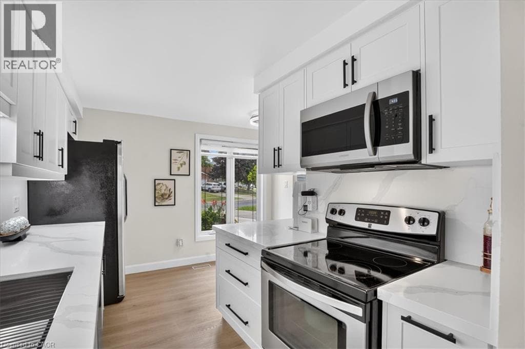 Semi-detached for sale at 23 BRIAR KNOLL Drive, Laurentian Hills, Kitchener, Ontario, photo 12