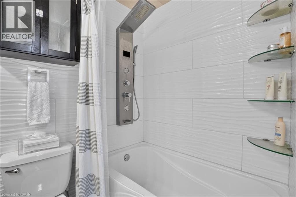 Semi-detached for sale at 23 BRIAR KNOLL Drive, Laurentian Hills, Kitchener, Ontario, photo 32