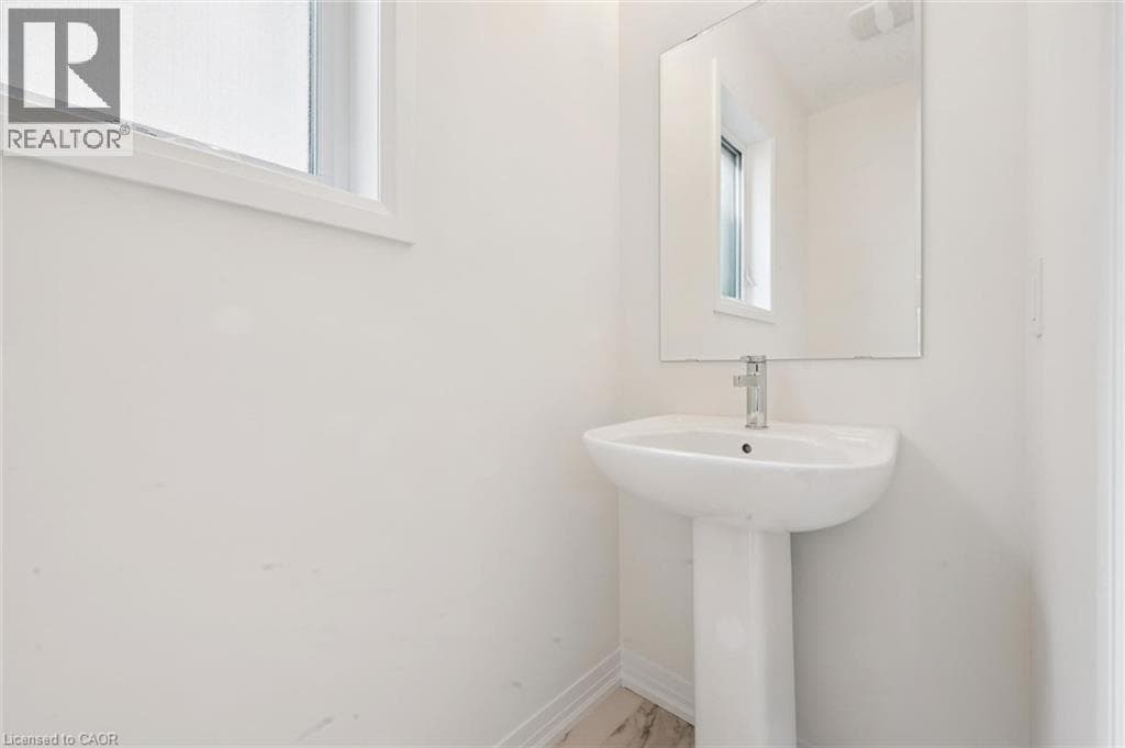 Detached for sale at 451 BENNINGER Street, Laurentian West, Kitchener, Ontario, photo 15