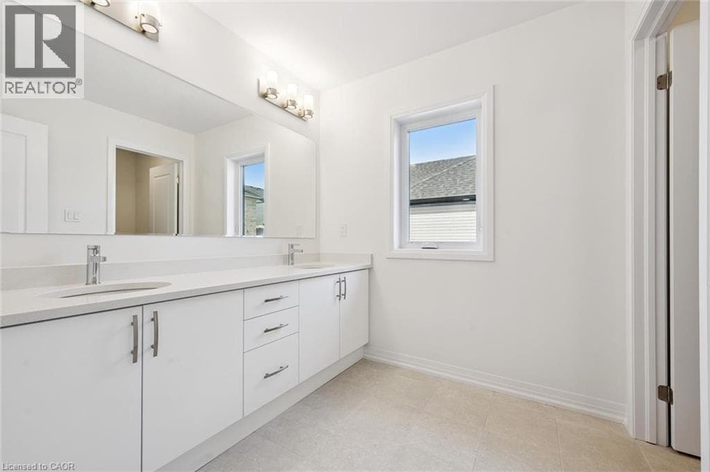 Detached for sale at 451 BENNINGER Street, Laurentian West, Kitchener, Ontario, photo 24