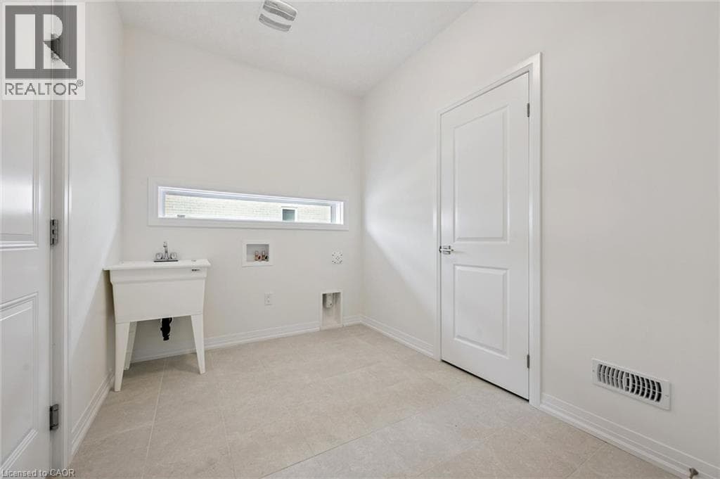 Detached for sale at 451 BENNINGER Street, Laurentian West, Kitchener, Ontario, photo 31