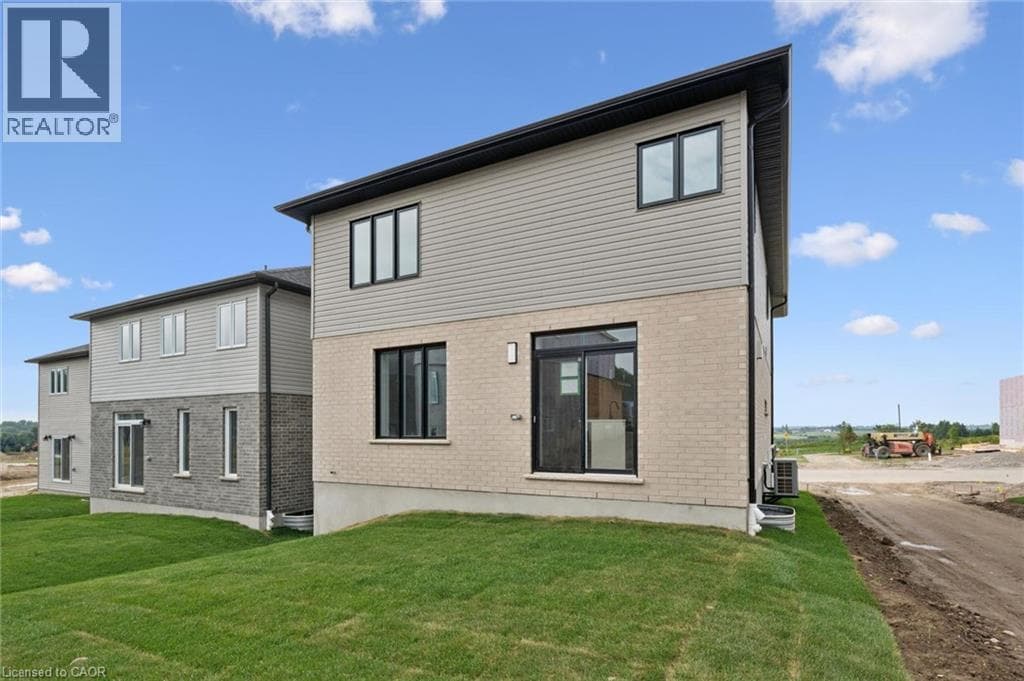 Detached for sale at 451 BENNINGER Street, Laurentian West, Kitchener, Ontario, photo 33