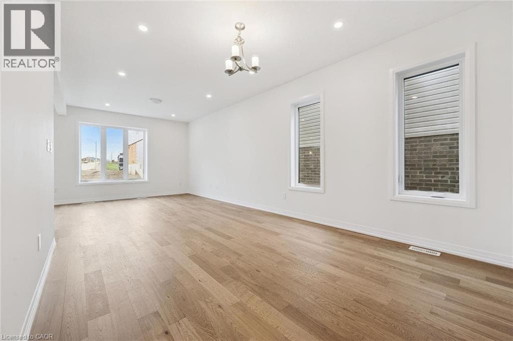 Detached for sale at 451 BENNINGER Street, Laurentian West, Kitchener, Ontario, photo 6