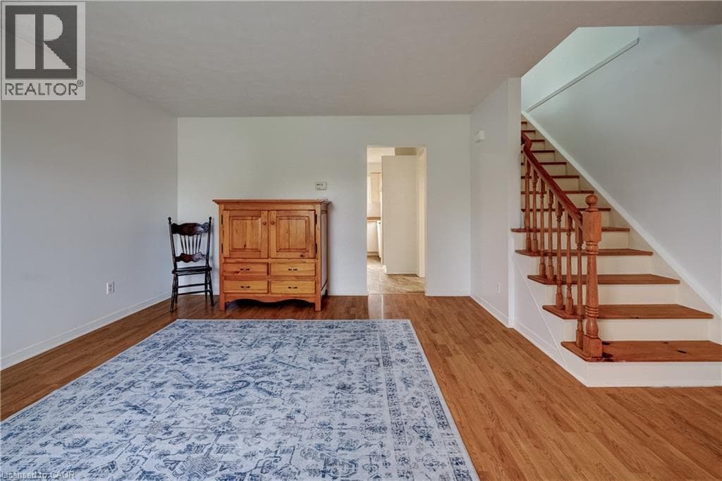 Semi-detached for sale at 102 BLOOMINGDALE Road N, Bridgeport East, Kitchener, Ontario, photo 6