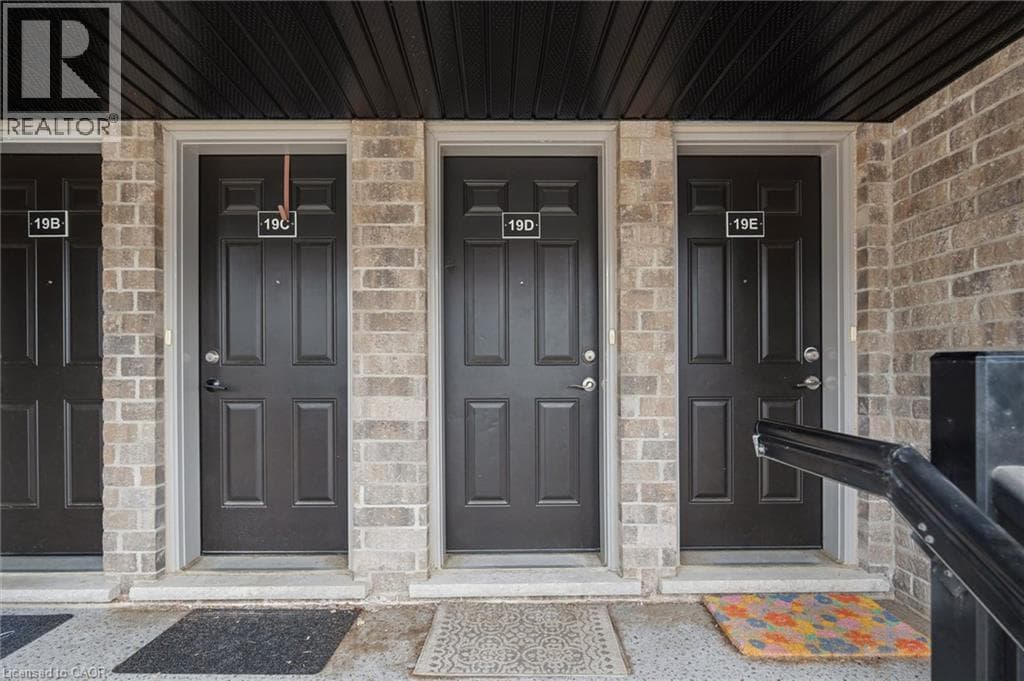 Townhouse for sale at 1989 OTTAWA Street S Unit# 19D, Laurentian West, Kitchener, Ontario, photo 5