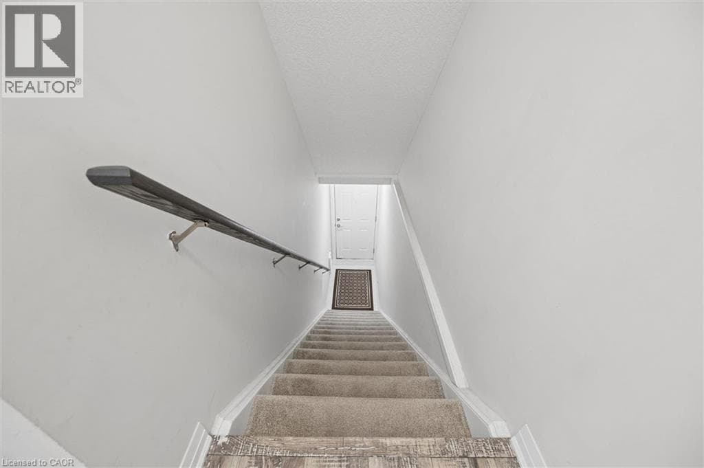 Townhouse for sale at 1989 OTTAWA Street S Unit# 19D, Laurentian West, Kitchener, Ontario, photo 8