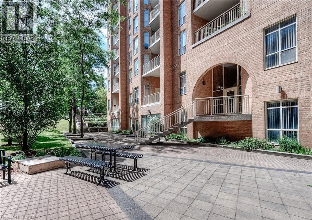 Apartment for sale at 1414 KING Street E Unit# 802, Eastwood, Kitchener, Ontario, photo 9
