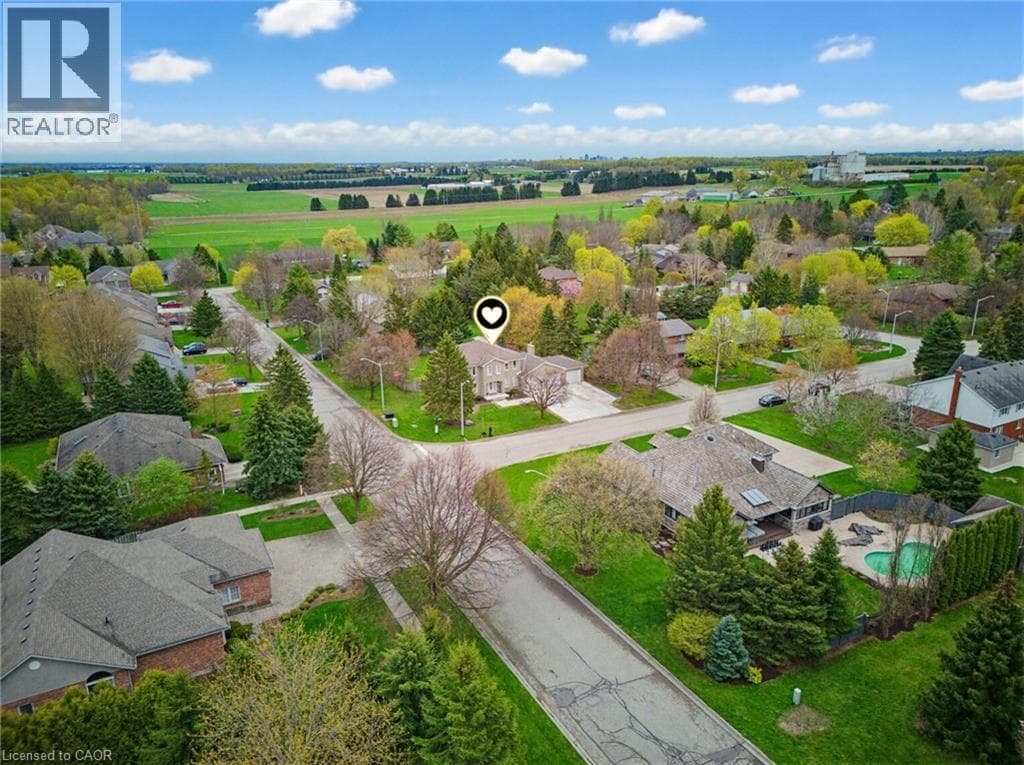 Detached for sale at 15 DANUBE Drive, St. Clements, Wellesley, Ontario, photo 2