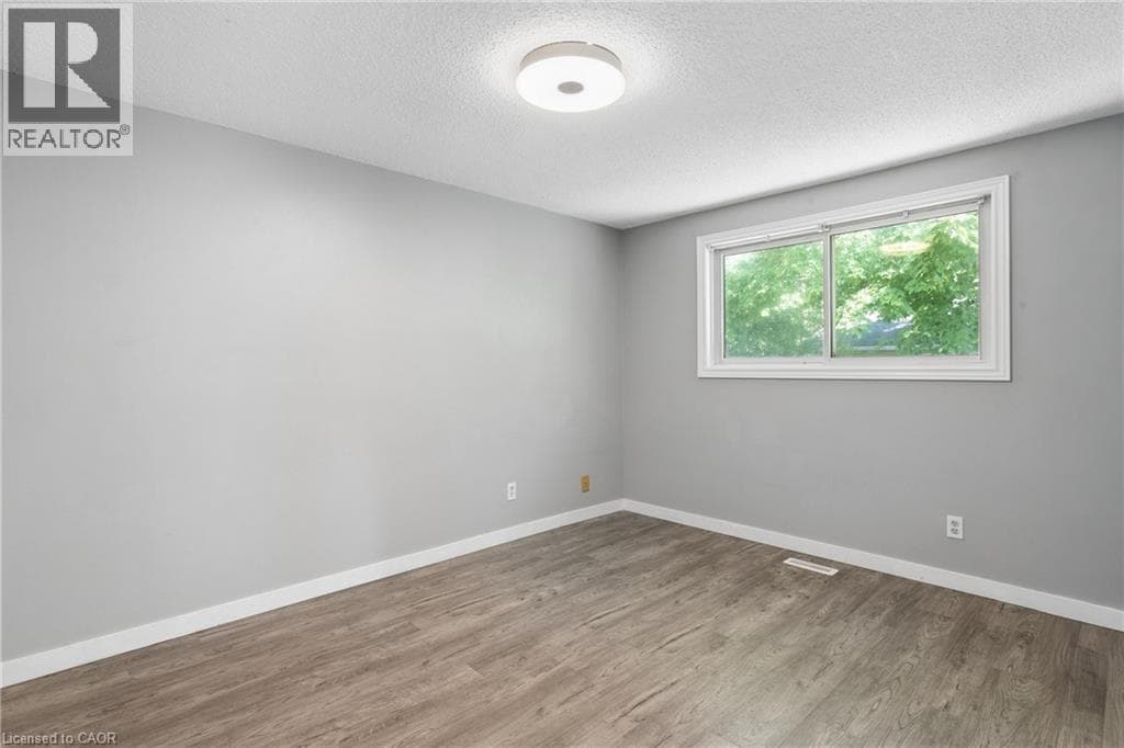 Detached for sale at 74 HELENE Crescent, Erb West, Waterloo, Ontario, photo 13