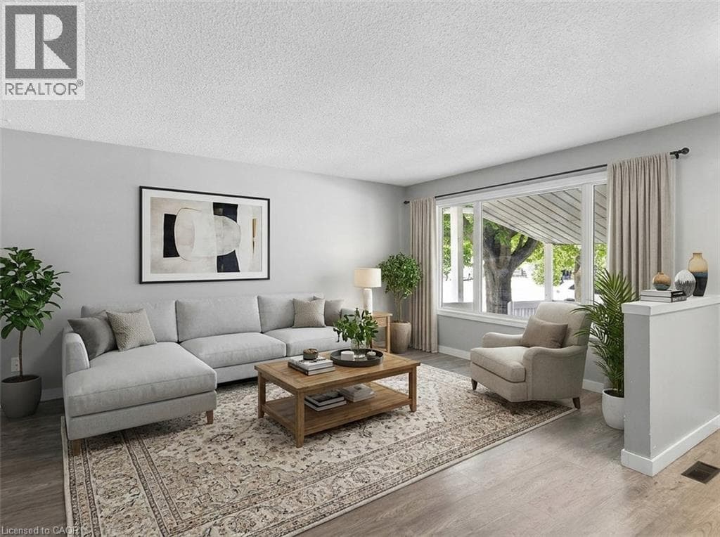 Detached for sale at 74 HELENE Crescent, Erb West, Waterloo, Ontario, photo 3
