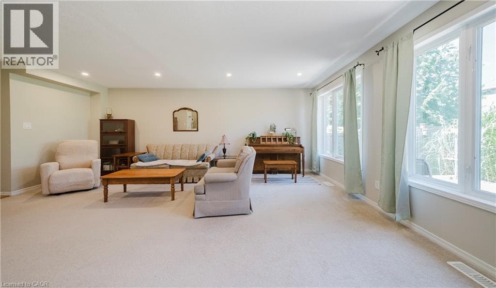 Detached for sale at 24 JOSEPH LICHTI Lane, Baden, Wilmot, Ontario, photo 10