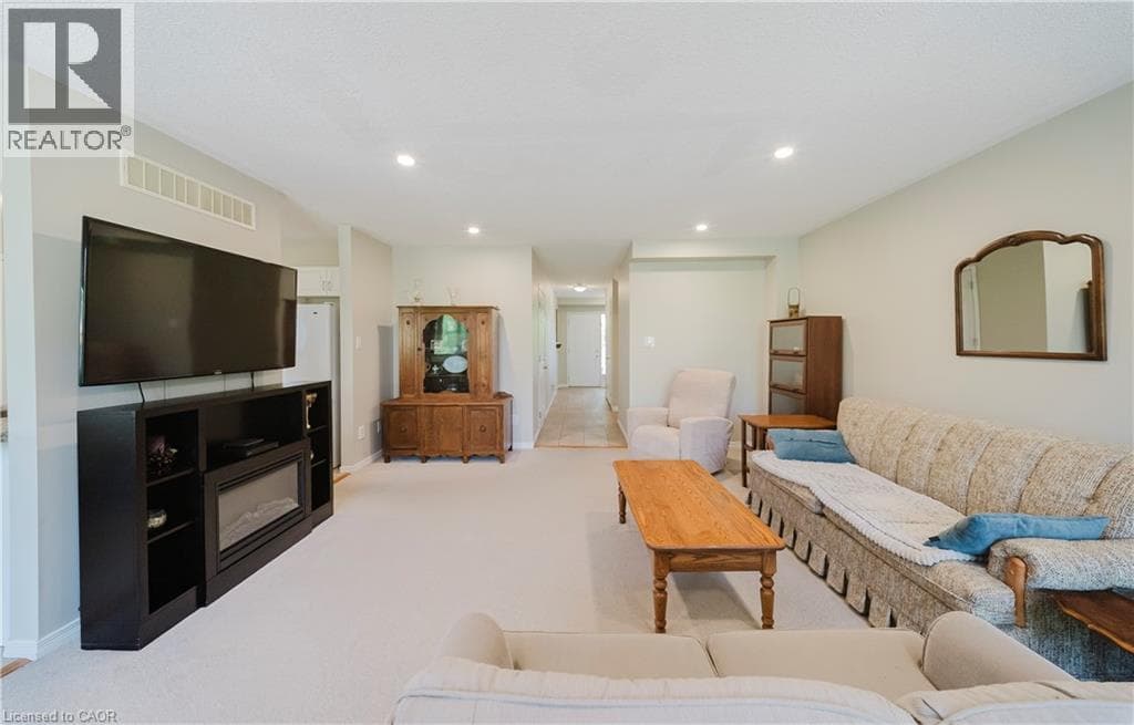 Detached for sale at 24 JOSEPH LICHTI Lane, Baden, Wilmot, Ontario, photo 11