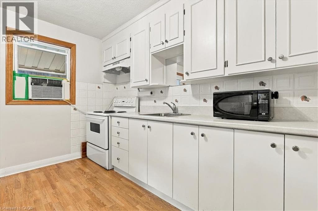 Multi-family for sale at 115 ROXBOROUGH Avenue, St. Marys, Kitchener, Ontario, photo 11