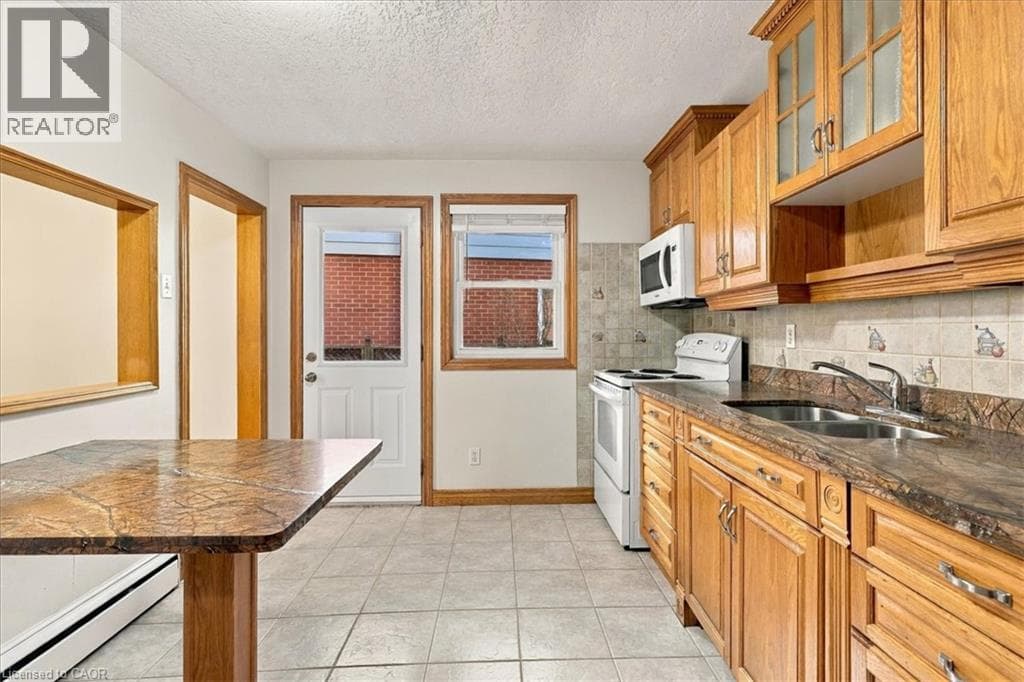 Multi-family for sale at 115 ROXBOROUGH Avenue, St. Marys, Kitchener, Ontario, photo 26