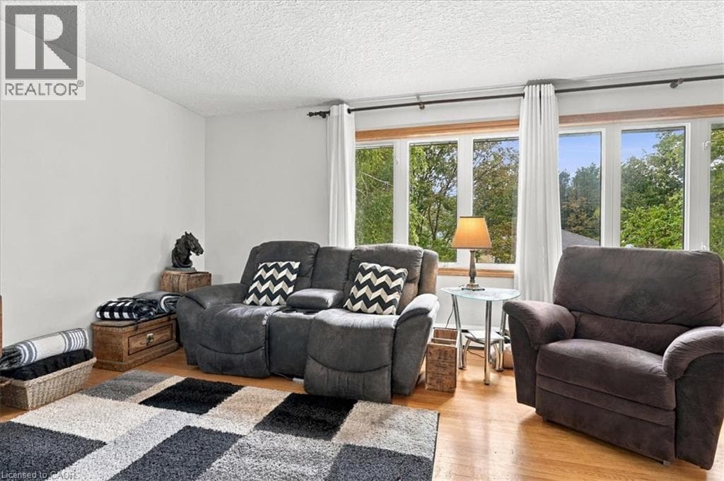 Multi-family for sale at 115 ROXBOROUGH Avenue, St. Marys, Kitchener, Ontario, photo 6