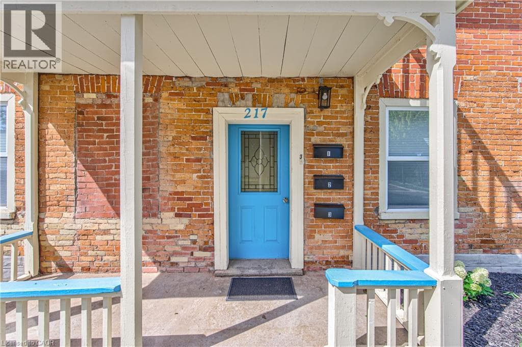 Multi-family for sale at 217 LANCASTER Street E, Central Frederick, Kitchener, Ontario, photo 3